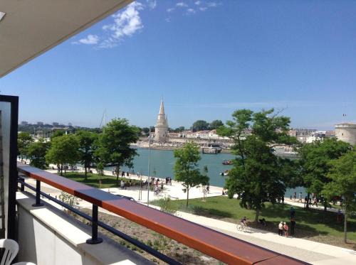 La Rochelle City Centre Apartment | Les 2 tours La Rochelle
