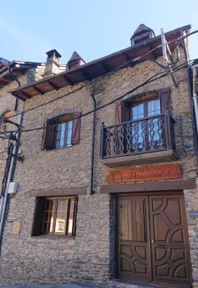 Vall de Cardos Apartment | Les Llucanes
