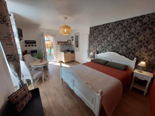 Cisse House | Les Petits Jardins de Cissé Chambre de Charme