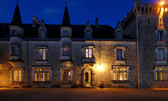 Marthon House | Less than 2 hrs from Paris - Sleeps 26