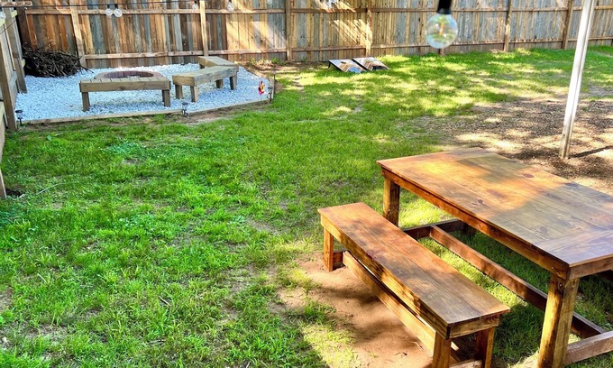 Alix House | Lets Unwine + Game room +Backyard Oasis!