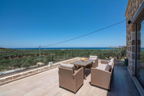 Limeniskos Apartment | Liastera Luxury Apartments