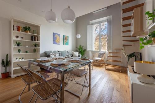 Santissima Annunziata Apartment | Libertà Bright and Stylish