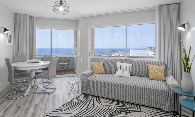 Santa Maria Maior Apartment | Light and sea view in Funchal Centre, Alegria III