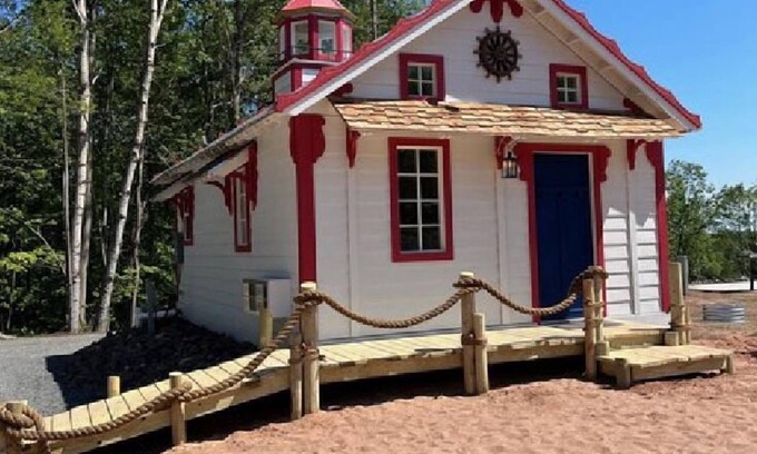 Bayfield Cabin | Lighthouse Cabin Deluxe #5 on map