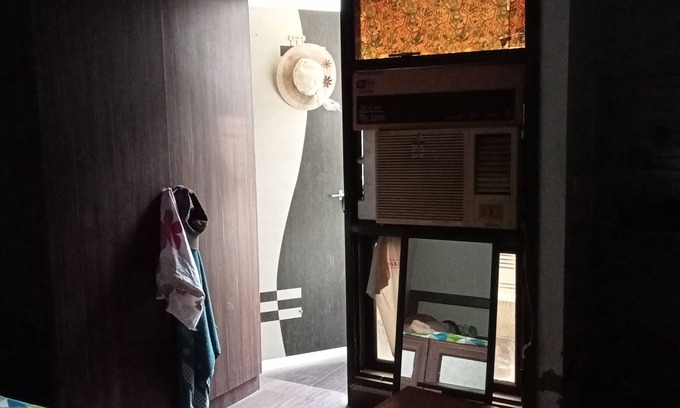 Udyog Vihar House | Lil roof inn