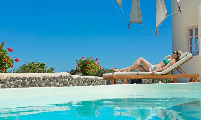 Imerovigli Villa | Lilac Windmill Santorini luxury villa with private pool and sea view