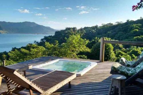 Veloso House | Linda casa Ilhabela com vista maravilhosa