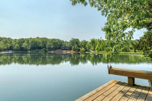 Innsbrook House | Linden Lakefront Retreat with Kayaks