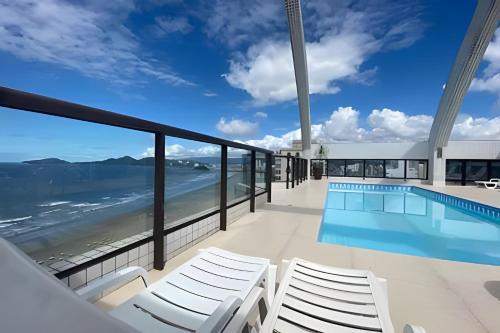 Boqueirao Apartment | Lindo apartamento frente a praia!