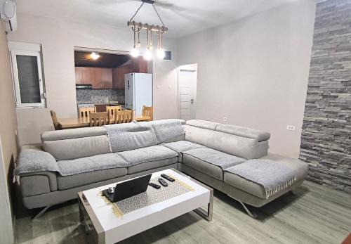 Virpazar Apartment | Liprosh