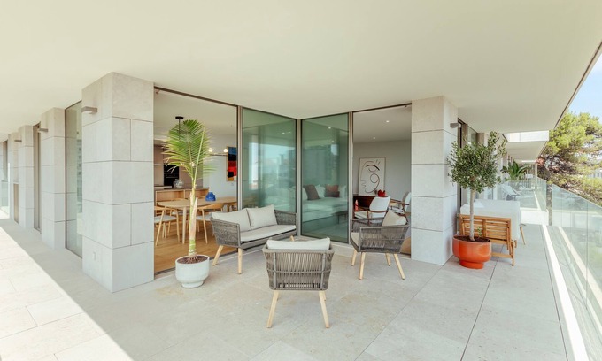 Santa Isabel Condo | Lisbon 5 Stars View in a City Center