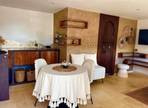 La Plaine des Cafres Ski Chalet | Little Casbah