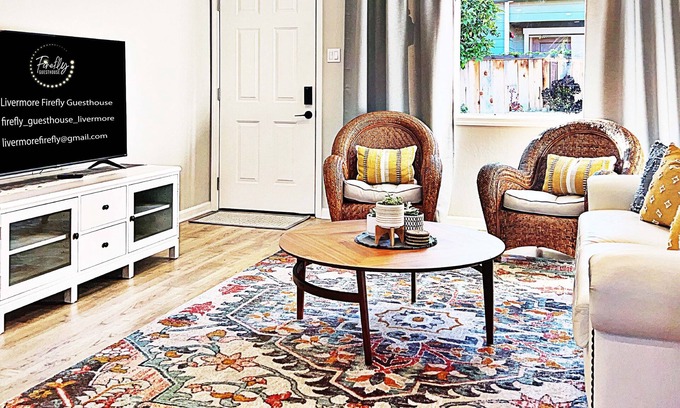 Livermore Apartment | Livermore Firefly Guesthouse - Family Friendly - near Downtown!
