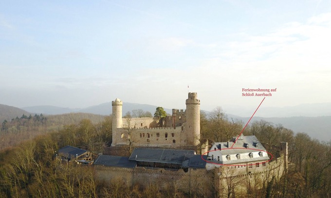Bensheim Apartment | Living on a knight's castle