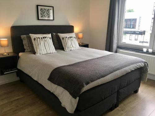 Herve Apartment | Living5