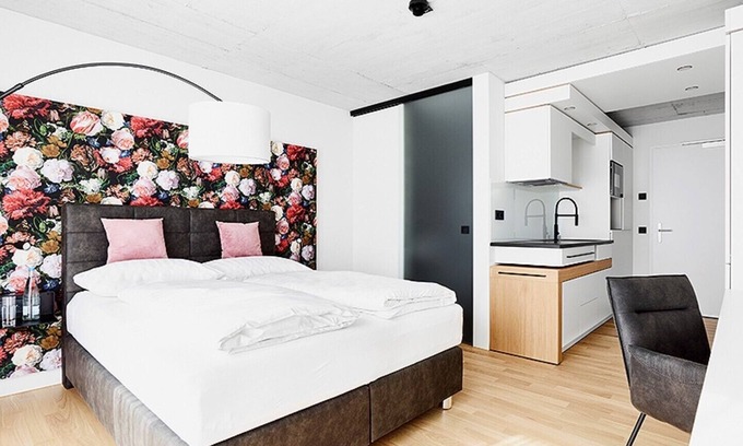 Berg Apartment | Livisit bergapartment 34 - double room 27 sqm - with kitchenette and bathroom