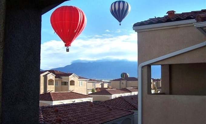 Vista Del Norte Alliance Condo | Location- Centrally Located Condo (Gated) - Sandia Mtn View