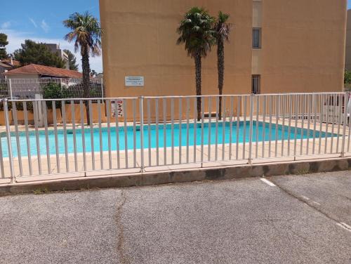 Cavaliere Apartment | location T2 Cavalaire sur mer avec piscine