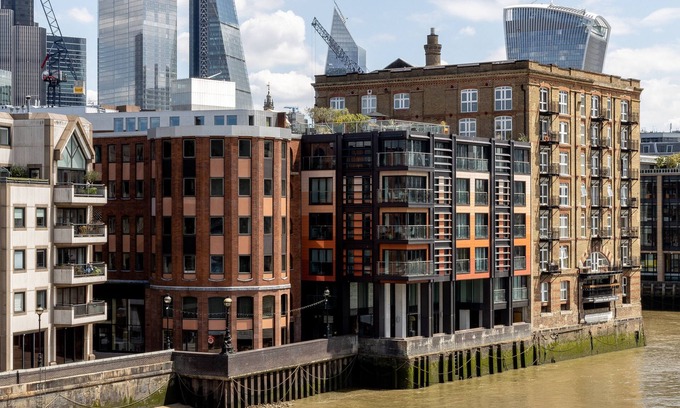 Queenhithe Hotel | Locke At Broken Wharf