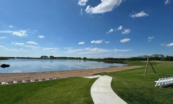 Laura Other | Lodge Retreat and Event Center on 30 acre Lake