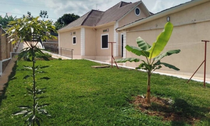 Rwamagana Villa | Lodging in MUYUMBU near Kabuga, east of Kigali