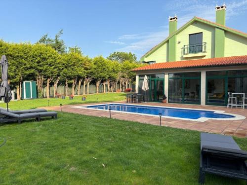 Teo Apartment | Loft anexo en chalet, con piscina de uso privado