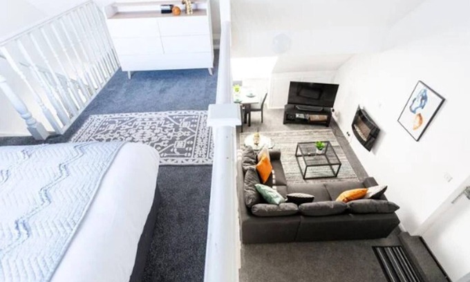 Leigh-on-Sea Apartment | Loft Living Leigh-on-sea