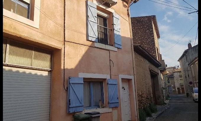 Cazouls-les-Beziers Apartment | Loft style apartment