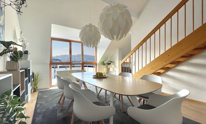 Bamberg Apartment | Lofty Luna