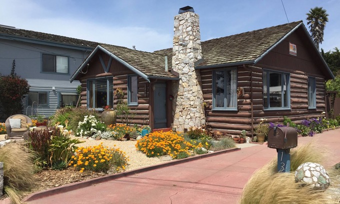 Westside Santa Cruz Cabin | Log Cabin By The Sea