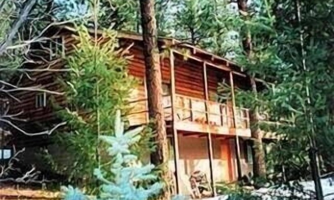Rociada Cabin | Log Home near Beautiful Mountain Golf Course