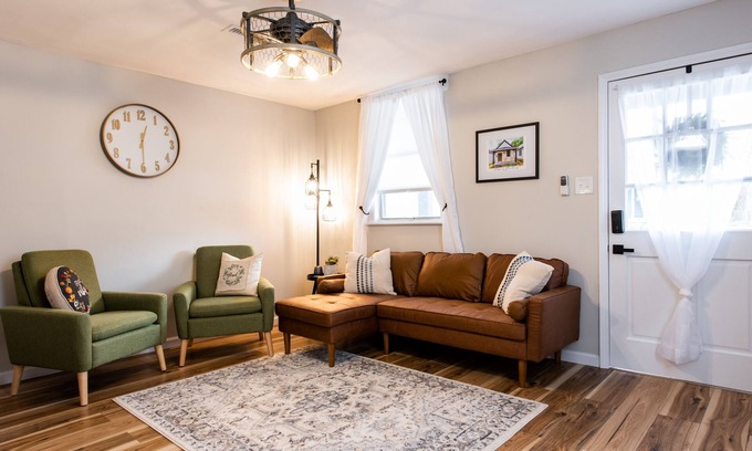 New Albany House | Logan’s Landing!