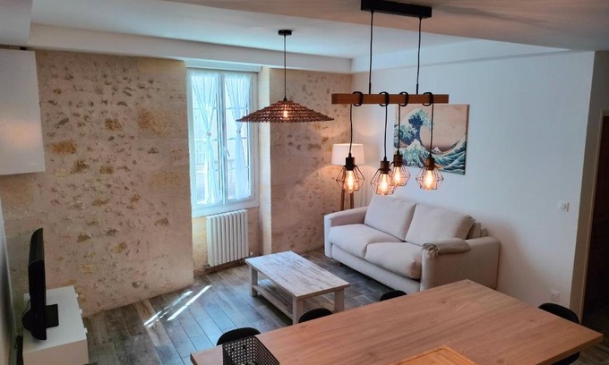 Castelnau-de-Medoc Apartment | Logement Cosy entre Vigne&Océan