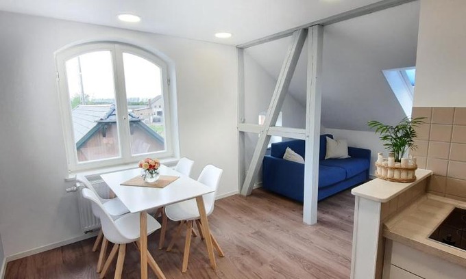 Tessin House | LOK - Die Pension - Das Restaurant
