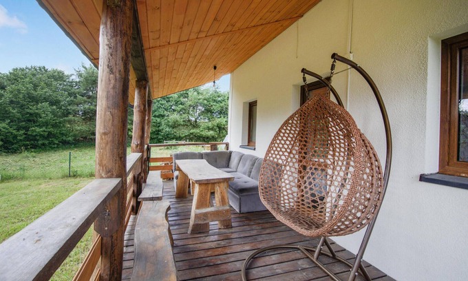 Natac Wielka House | Look forward to this pleasant holiday home on Lake Omulew.