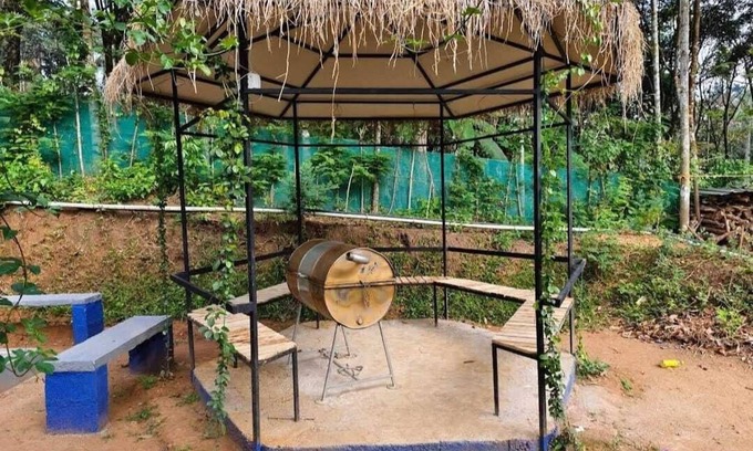 Krishnagiri Hotel | Loquat Inn Homestay
