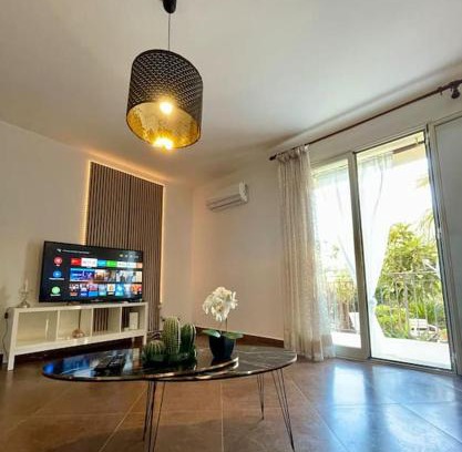 Capaci Apartment | Loriano Apartment