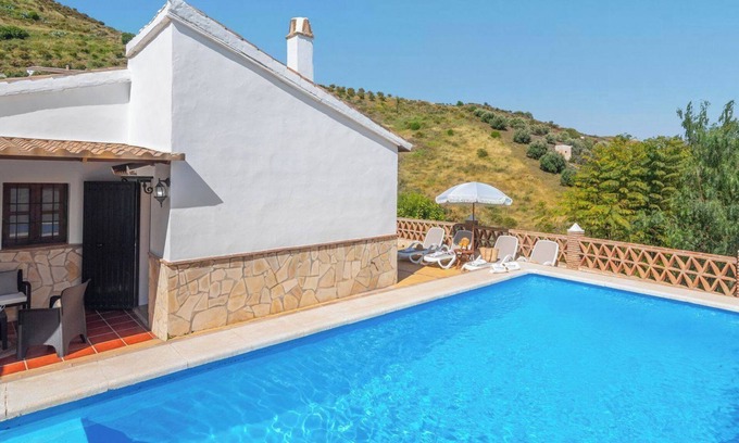 El Borge Villa | Los Almendros de Manuela El Borge by Ruralidays