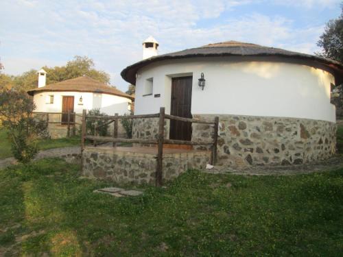 La Roca de la Sierra House | Los Chozos de la Roca