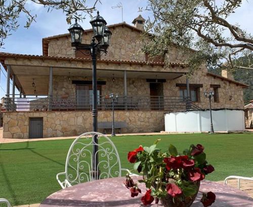 El Barraco House | Los Olivos de José
