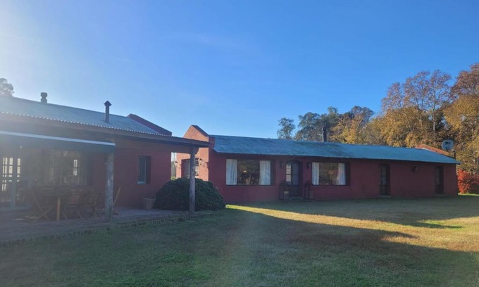 Lobos House | Los Ranchos