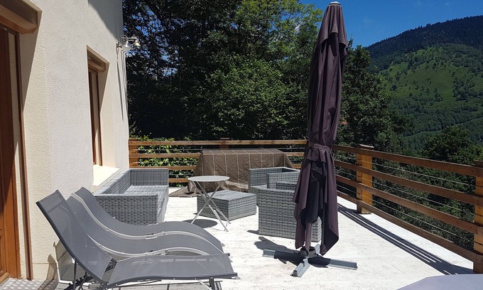 Borderes-Louron Apartment | Louron Valley, views, peace and comfort