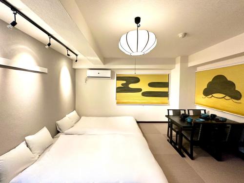Yushima Apartment | LOVE UENO 2-4人アクセス抜群 山手線3分 上野浅草銀座近い 御徒町駅3分 アメ横3分 上野駅10分 上野広小路駅3分 湯島駅2分 和風畳寝室