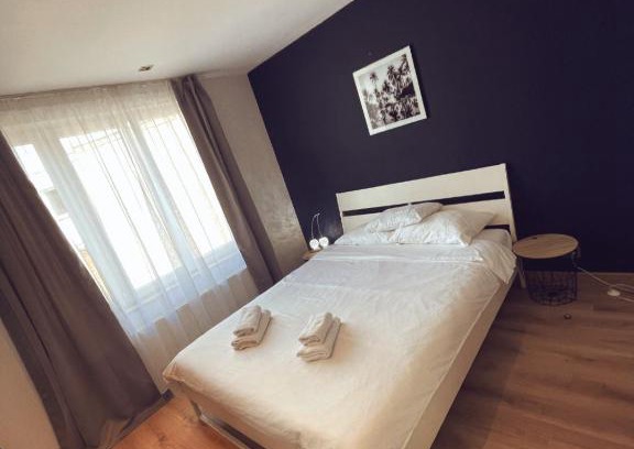 Sint-Jans-Molenbeek Apartment | Lovely 2 Bedrooms Apartment