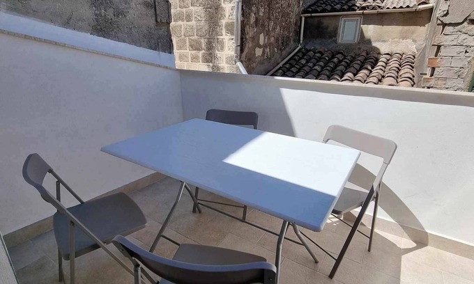 Mussomeli House | Lovely 3-bedroom home with rooftop in the heart of Mussomeli