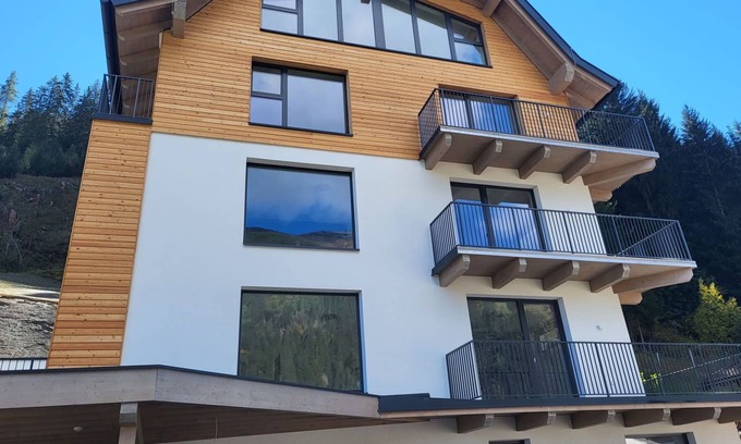 See Apartment | Lovely apartment for 6 people with WIFI, TV, terrace and parking