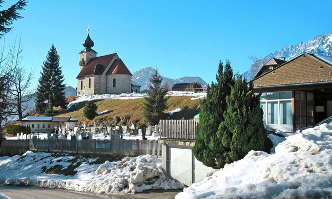 Grosssoelk Apartment | Lovely apartment for 10 guests with hot tub, WIFI, TV, terrace, panoramic view and parking