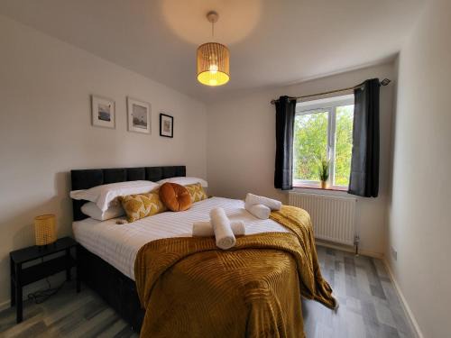 Banbury Apartment | Lovely Flat - Ideal location for Contractors, Relocators, Business, Free Parking