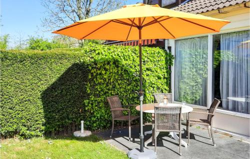 Bruinisse House | Lovely Home In Bruinisse With Kitchen